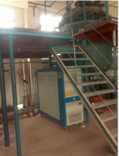 江蘇反應釜導熱油加熱器，油加熱器系統(tǒng)，反應釜油循環(huán)控溫系統(tǒng)